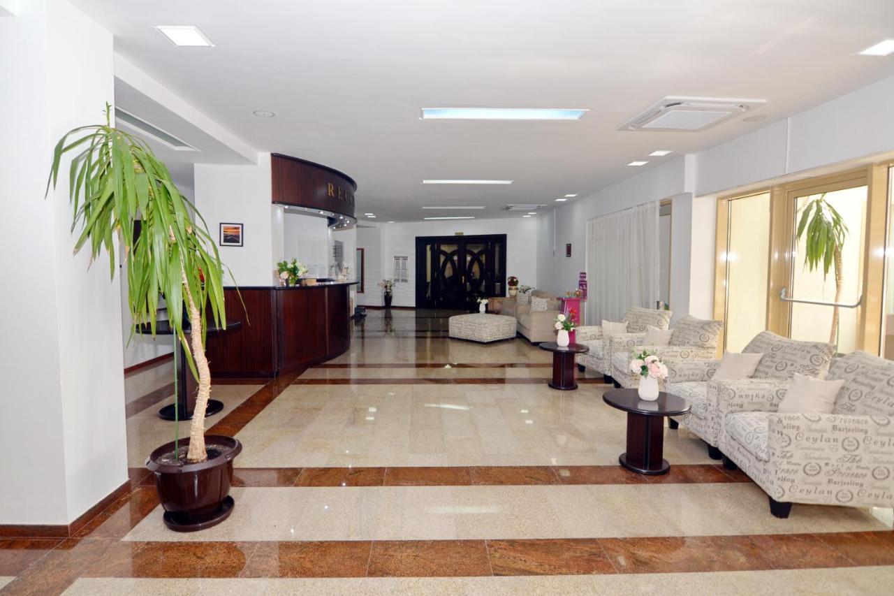 Hotel Condor Mamaia Buitenkant foto