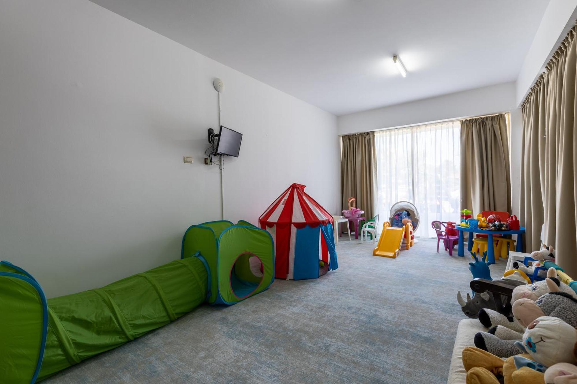 Hotel Condor Mamaia Buitenkant foto