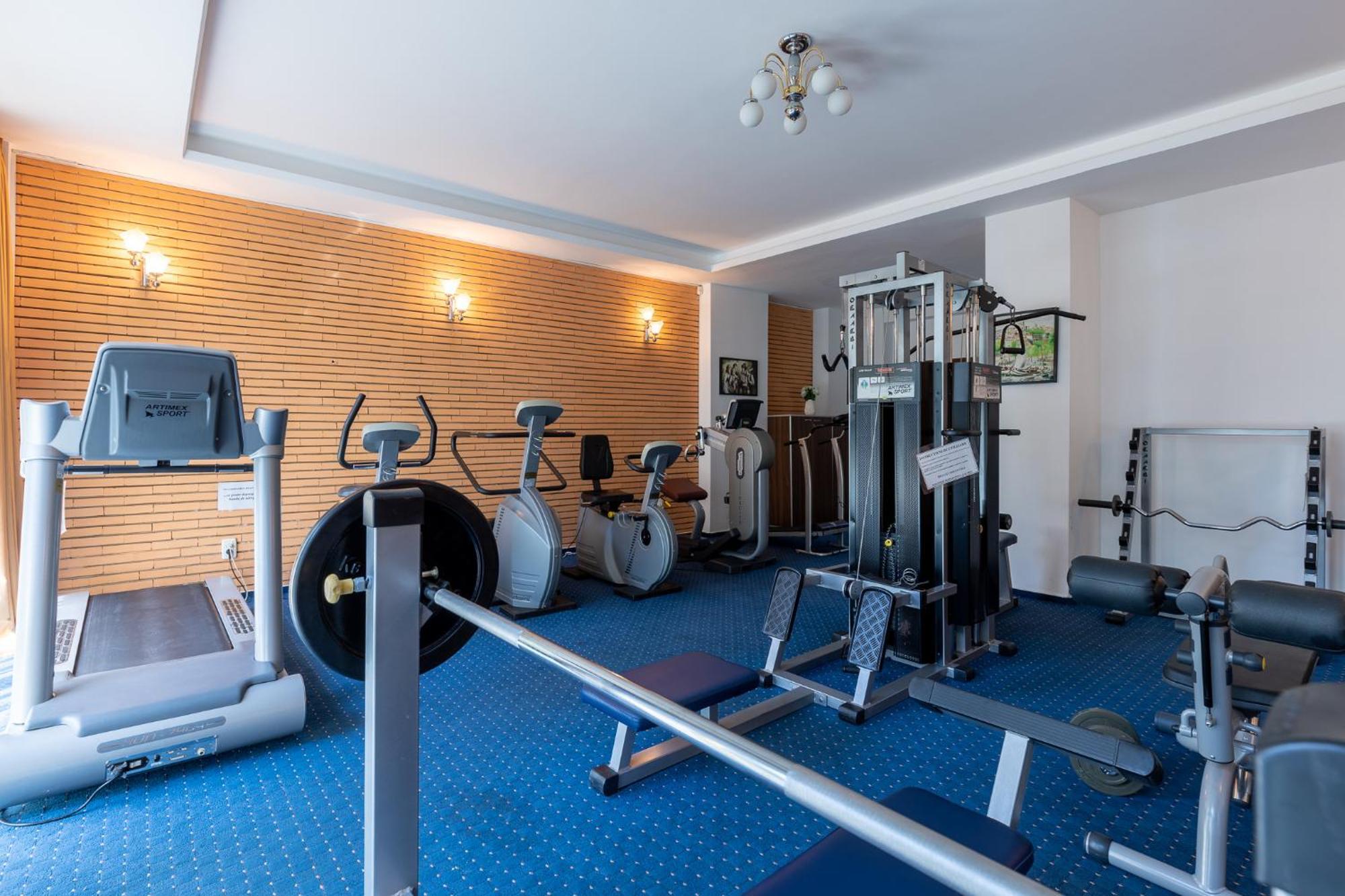 Hotel Condor Mamaia Buitenkant foto