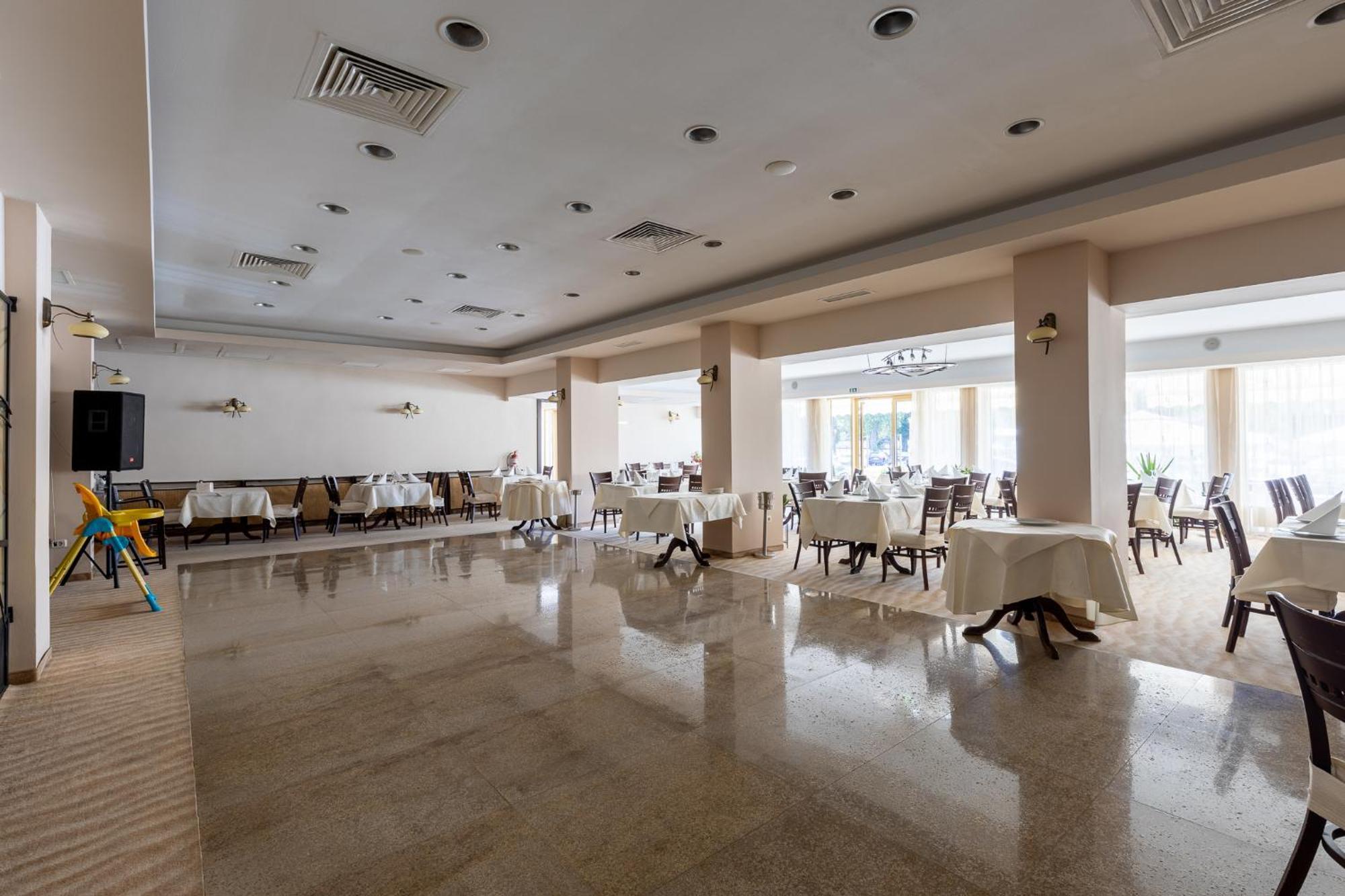 Hotel Condor Mamaia Buitenkant foto