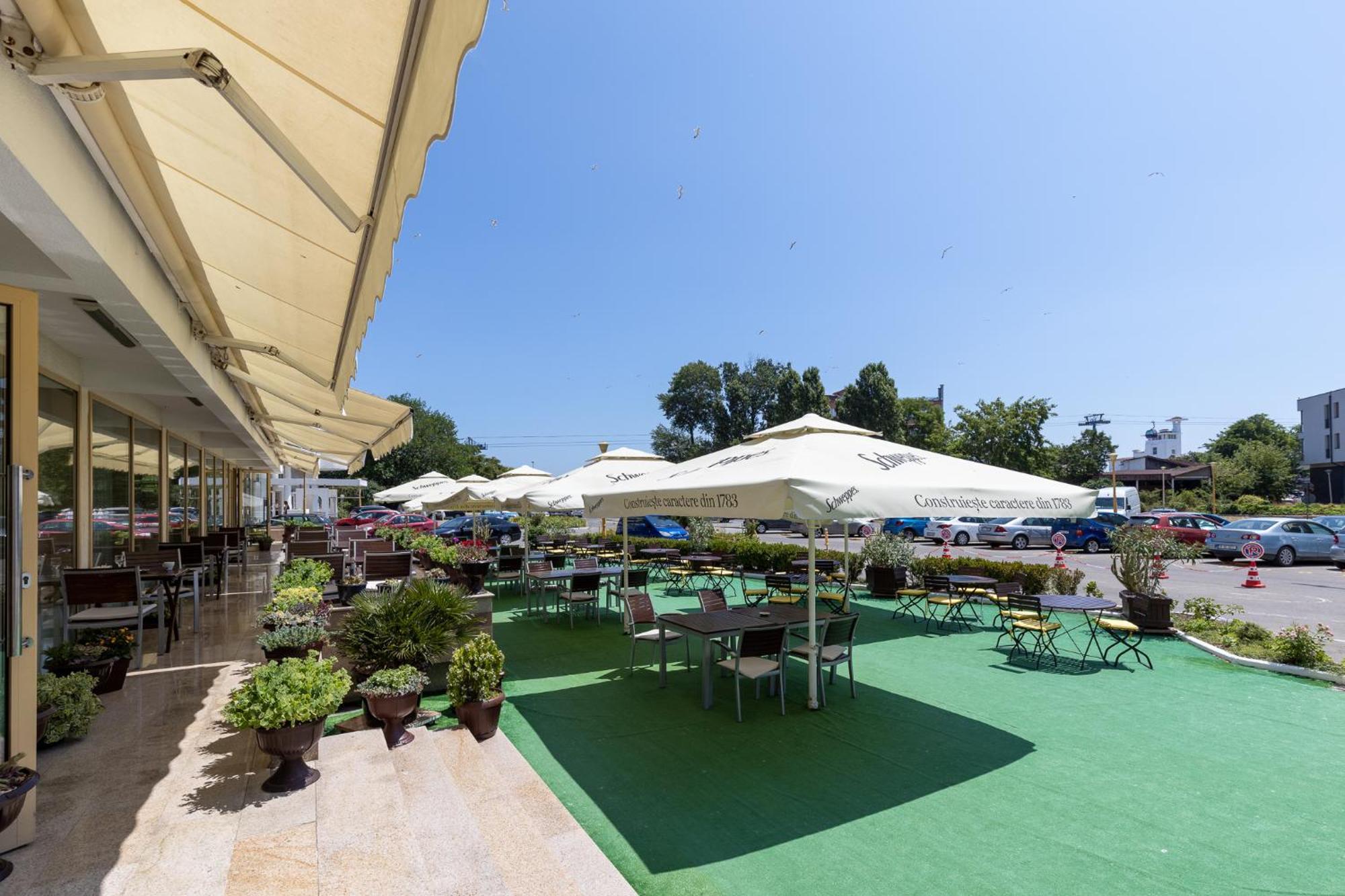Hotel Condor Mamaia Buitenkant foto