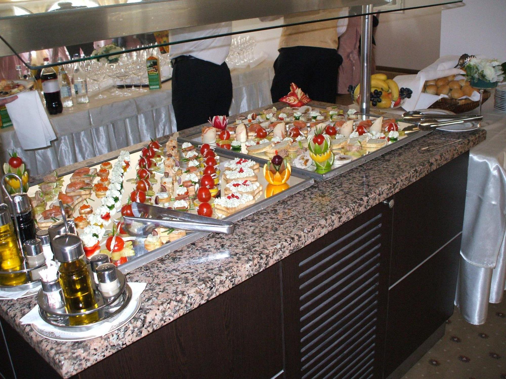 Hotel Condor Mamaia Buitenkant foto