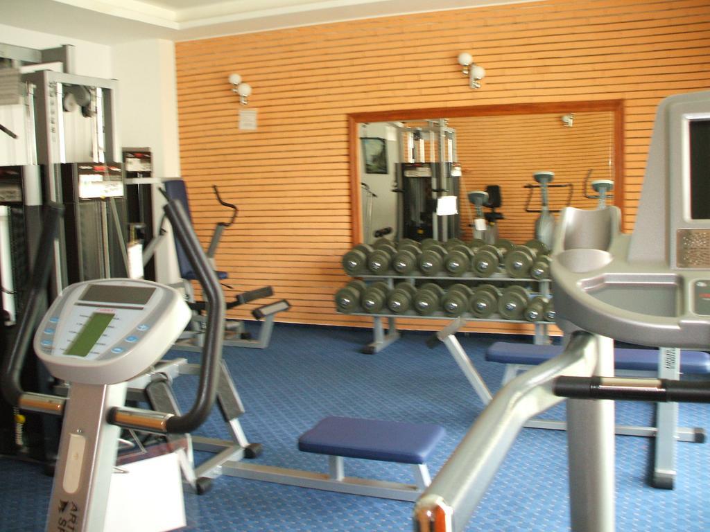 Hotel Condor Mamaia Buitenkant foto